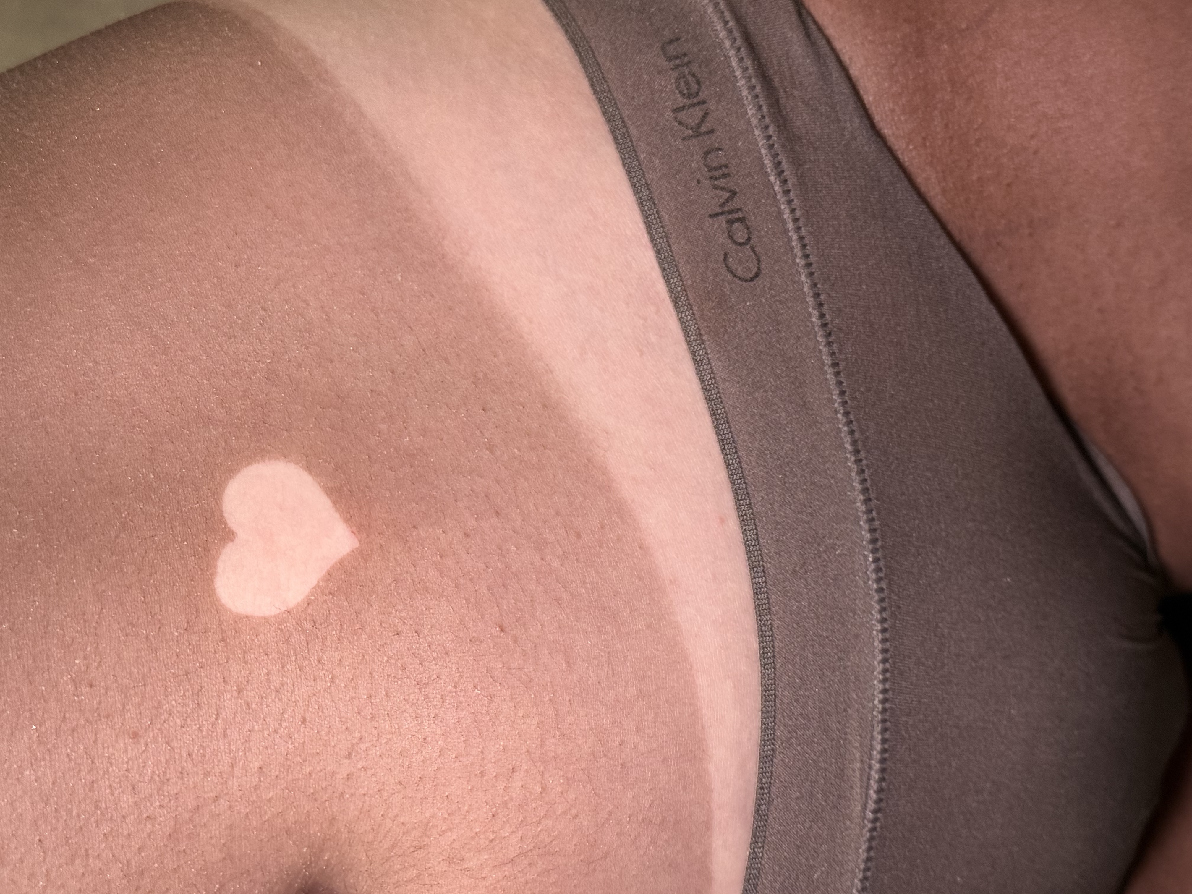 West O Glow Tanning & Wellness portfolio 12