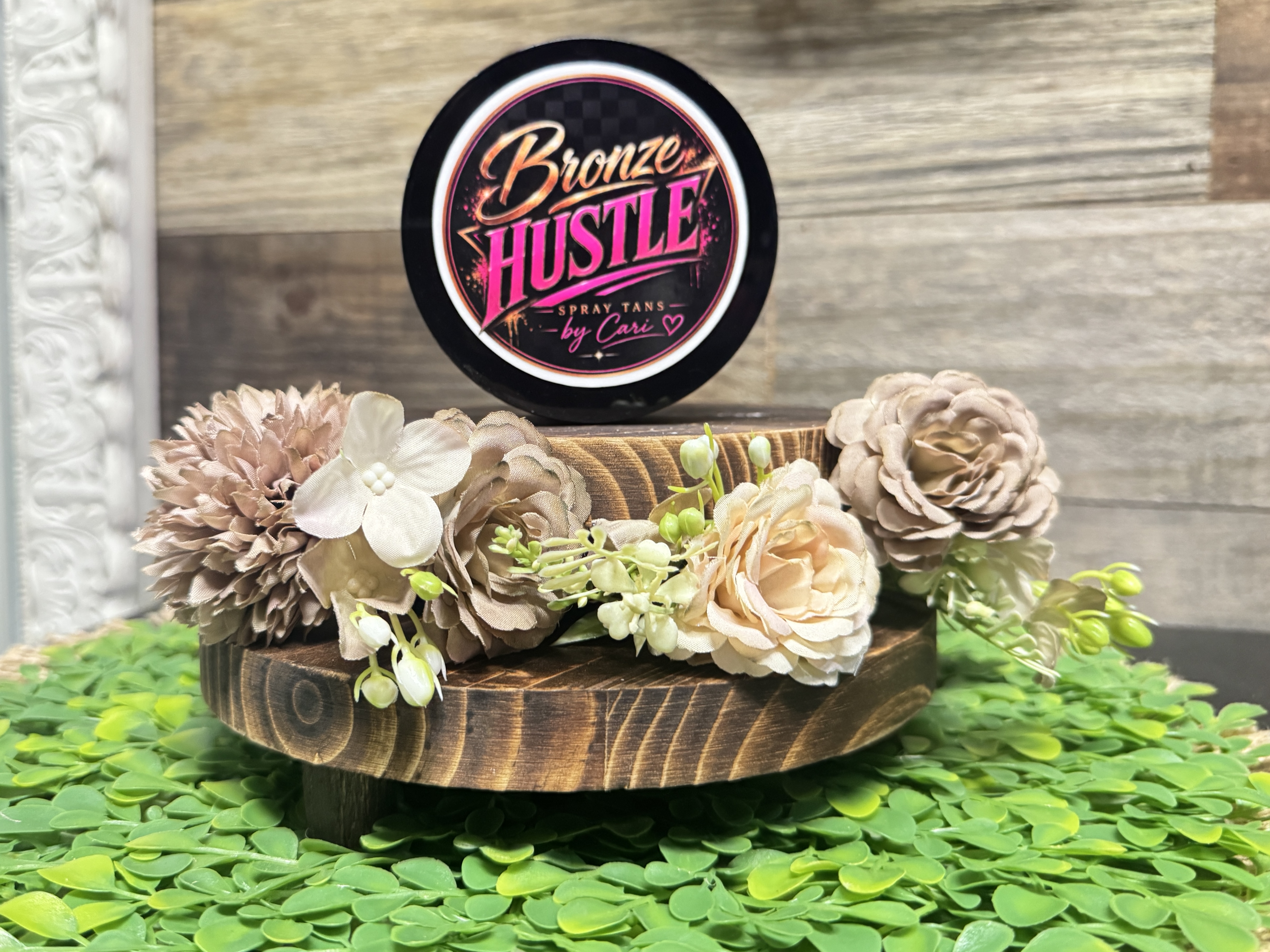 Bronze Hustle Spray Tans by Cari portfolio 9